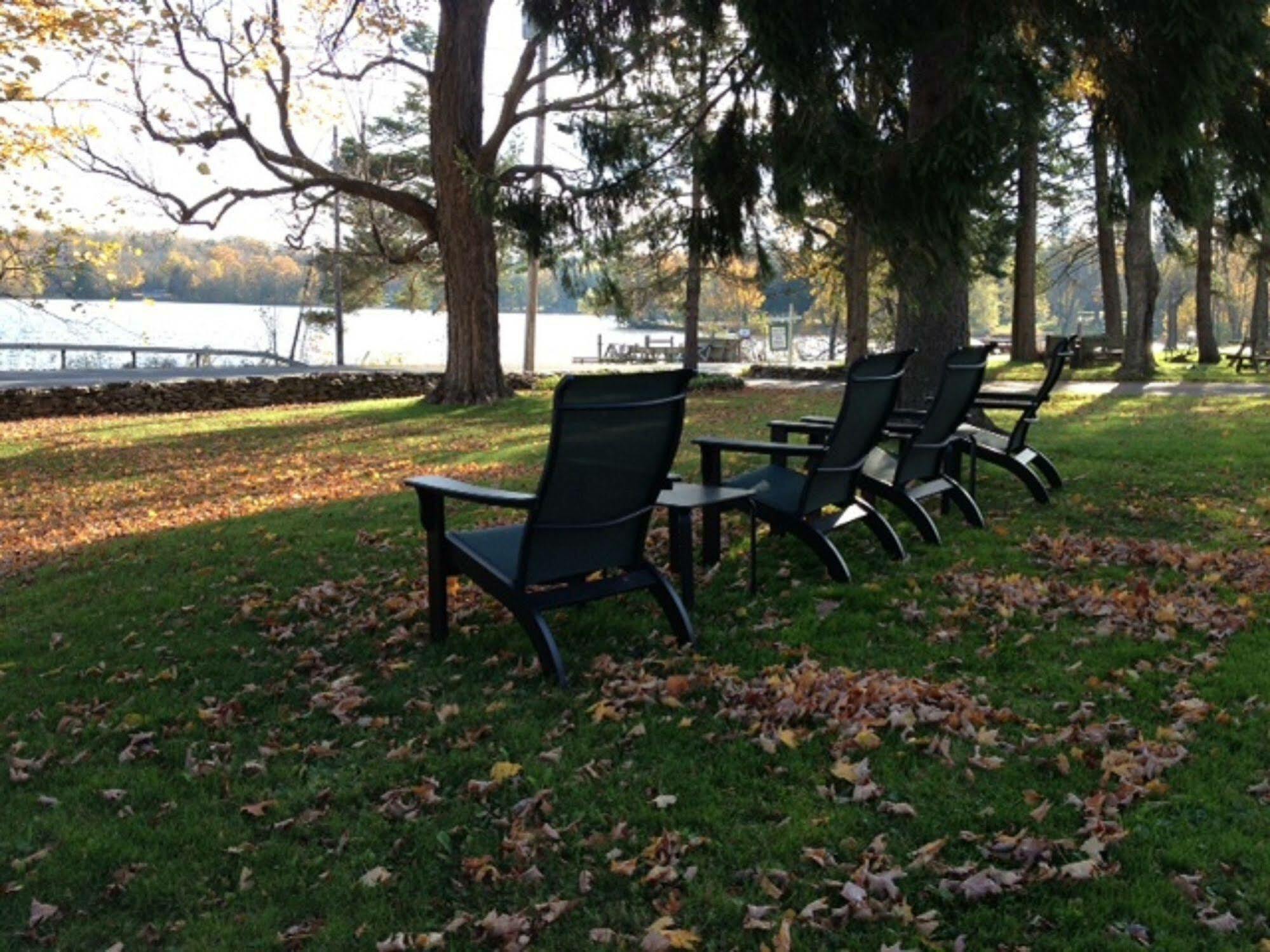 Mariaville Lake B & B Pattersonville Экстерьер фото