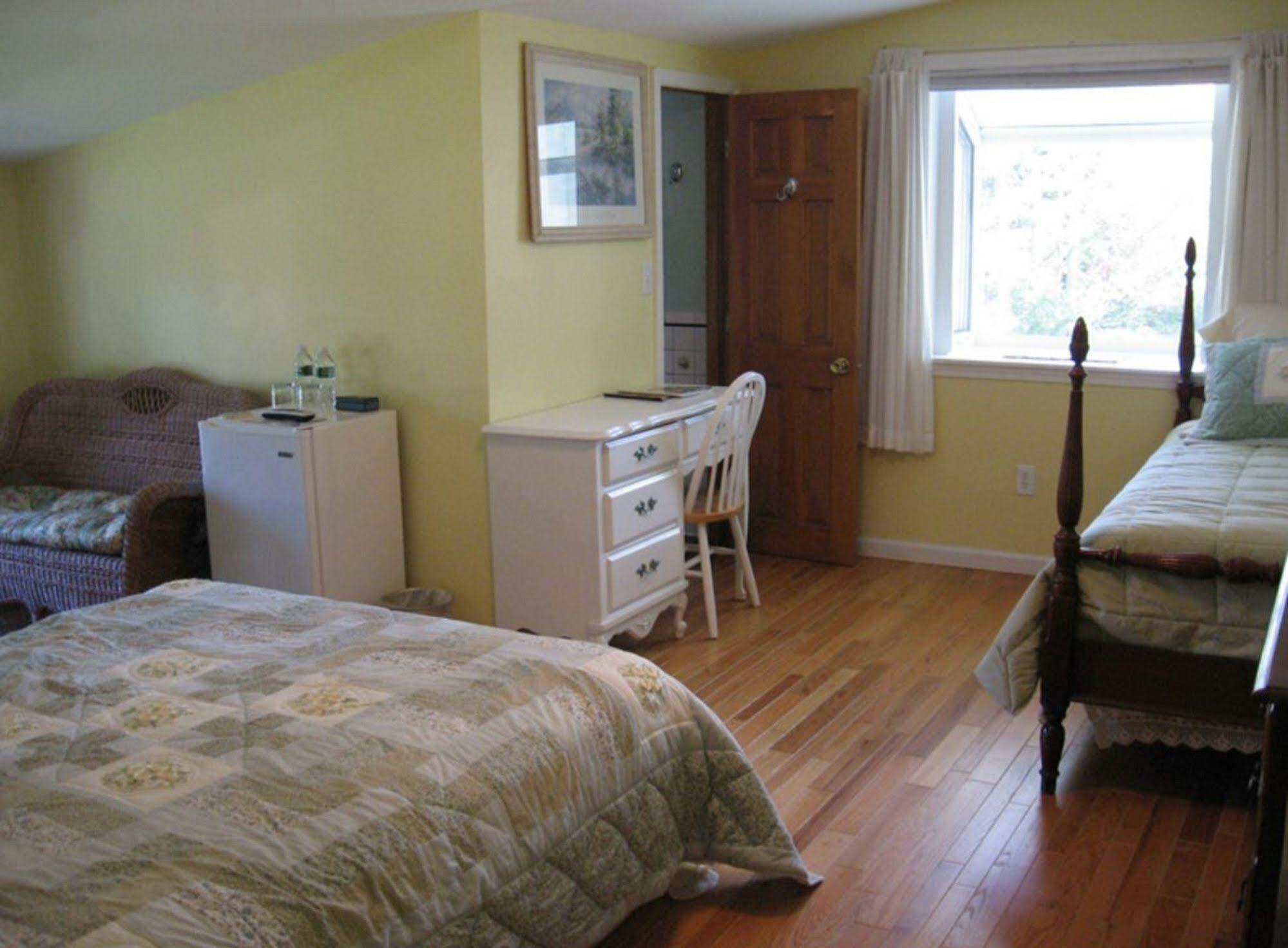 Mariaville Lake B & B Pattersonville Экстерьер фото